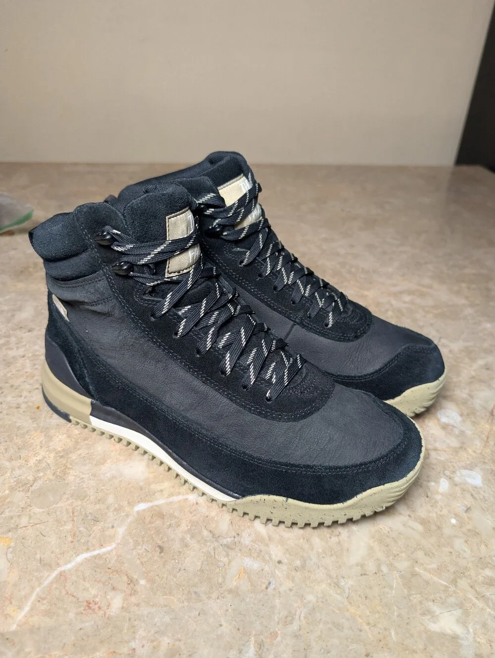 The North Face like new